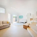 Casa Lobitos With Pool - Feriehus