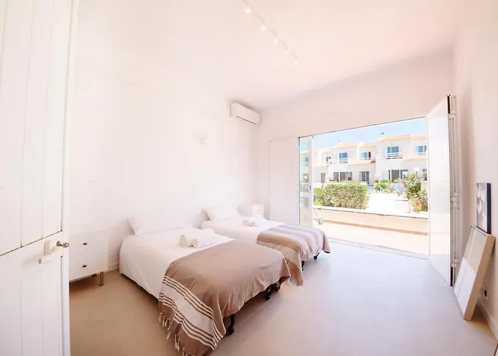 Casa Lobitos With Pool - *